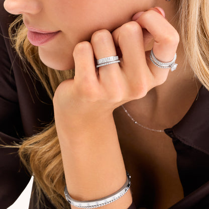 Fine Pavé 3D Name Ring (Silver)