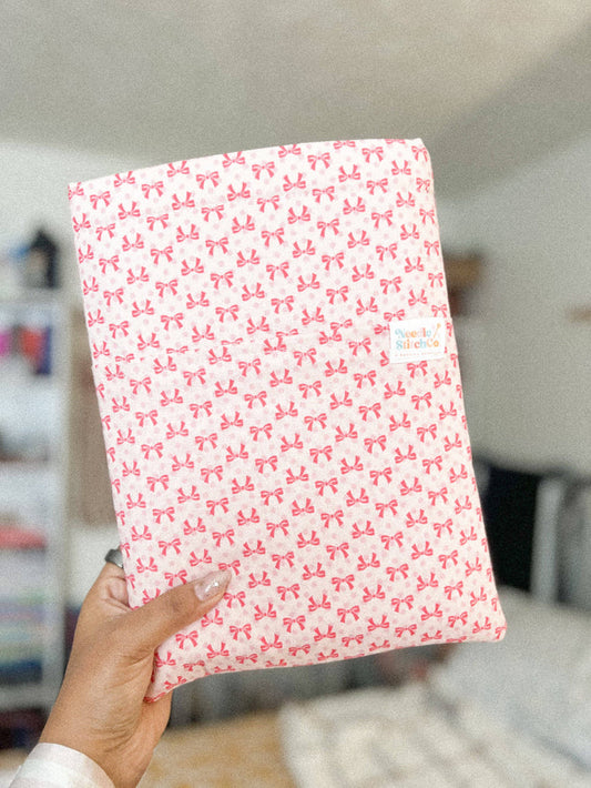 Dots & Posies Book/Kindle/iPad Sleeve